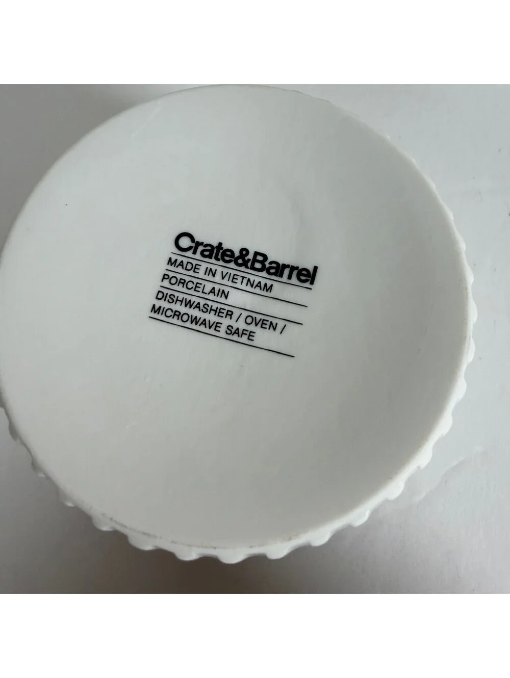 Set of 4 Crate & Barrel White Fluted Porcelain Ramekins S-5